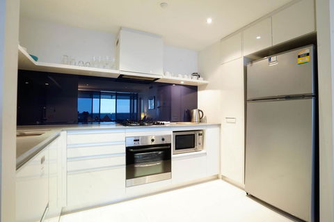 Circle On Cavill Surfers Paradise Apartments-Holiday Paradise - Maitland Accommodation 10