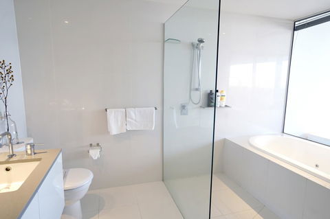 Circle On Cavill Surfers Paradise Apartments-Holiday Paradise - Maitland Accommodation 14