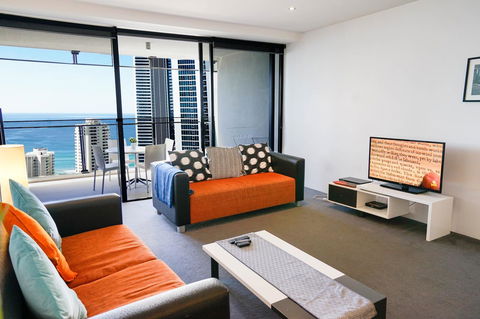 Circle On Cavill Surfers Paradise Apartments-Holiday Paradise - Maitland Accommodation 19