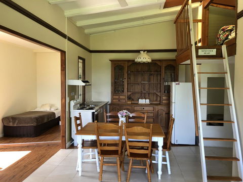 Montville Holiday Apartments - Maitland Accommodation 13