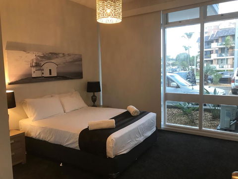 Waters Edge Port Macquarie - Maitland Accommodation 1