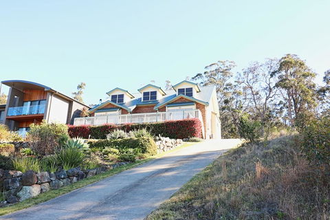 Whale Cove Circuit - Maitland Accommodation 0