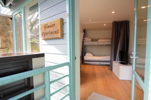 Whistler 8 Glacier - Maitland Accommodation 2