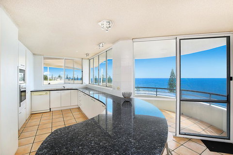 Wickham Cove Unit 10, 45 Albert Street. Kings Beach - Maitland Accommodation 2