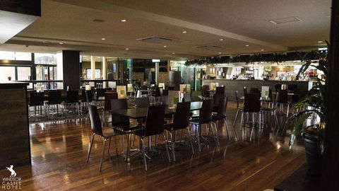 Windsor Castle Hotel - Maitland Accommodation 0