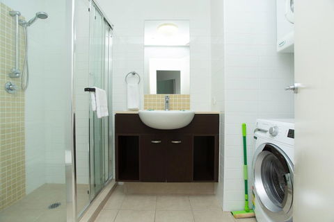 Wings Resort - Private Apartments - Maitland Accommodation 2