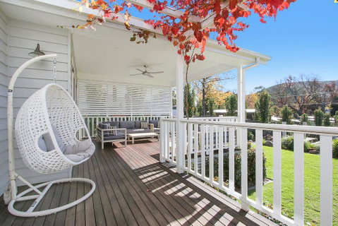 Winter Home - Our Place At Bright - Maitland Accommodation 1