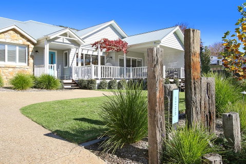 Winter Home - Our Place At Bright - Maitland Accommodation 0
