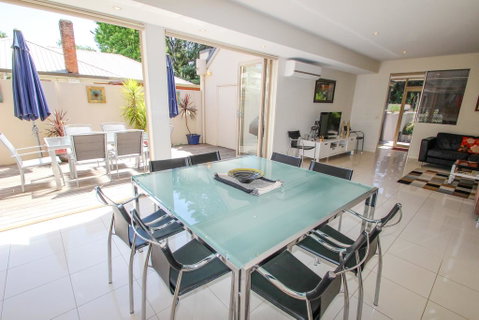 Wood Peak - Maitland Accommodation 0