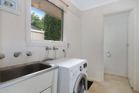 Woody's - In Central Bright - Maitland Accommodation 3