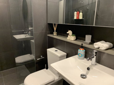 Xu's Residence@888 Collins St - Maitland Accommodation 2