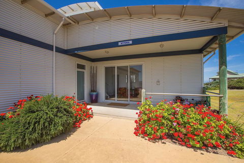 Wytonia Beachfront Accommodation - Maitland Accommodation 1