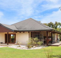 Yallingup Retreat - Maitland Accommodation