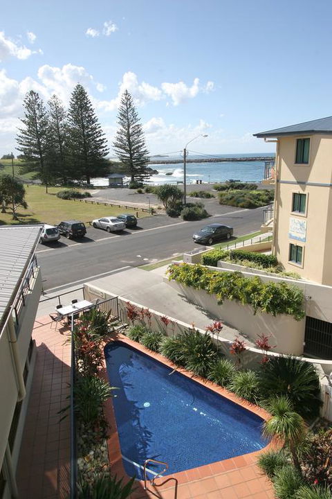 Yamba Beach Motel - Maitland Accommodation 3