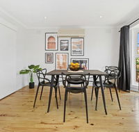 YIN-YANG - MOUNT ELIZA - Maitland Accommodation