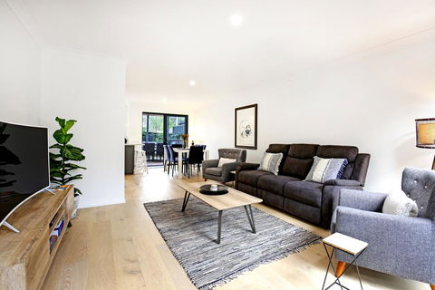 Zen @ Culburra - Pet Friendly - 8 Mins To Beach - Maitland Accommodation 1