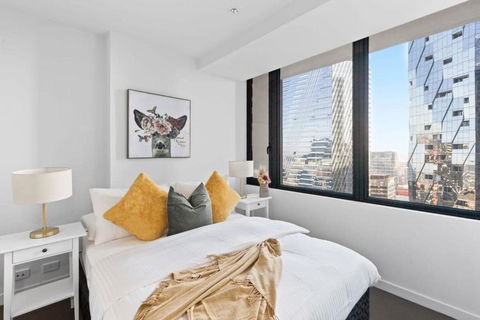 A 2BR Apt With City Views Next To Southern Cross - Maitland Accommodation 0