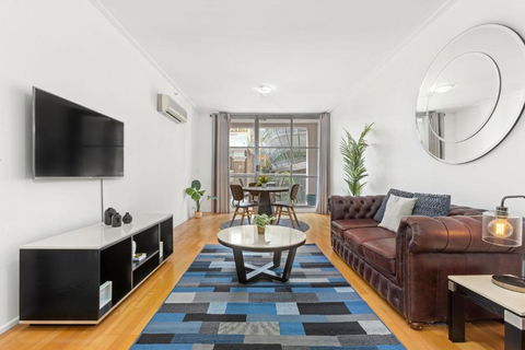 A Comfy Studio For 5 Next To Darling Harbour - Maitland Accommodation 0