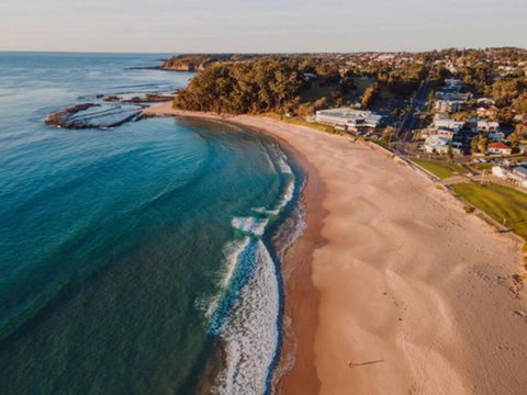 A Reef Intermission - A Coast Break At Mollymook - Maitland Accommodation 0