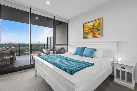 A Taste Of Paradise In Inner City Suburbia - Maitland Accommodation 1