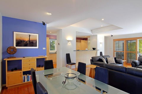 A Perfect Stay - Abode At Byron - Maitland Accommodation 4