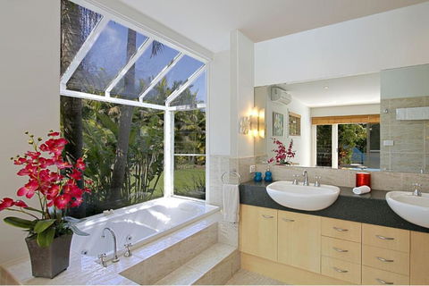 A Perfect Stay - Abode At Byron - Maitland Accommodation 2