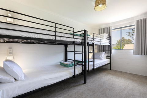 Abode Mooloolaba, Backpackers & Motel Rooms - Maitland Accommodation 2