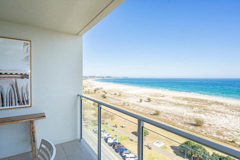 Absolute Kirra By EcoTime - Maitland Accommodation 1