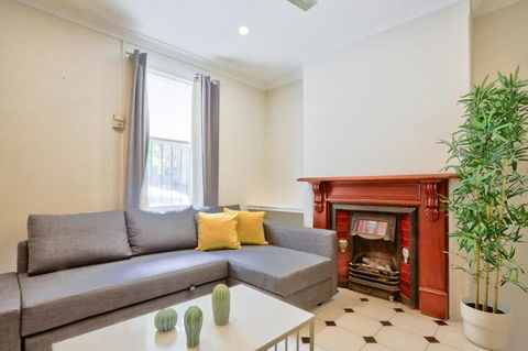 Affordable 3 Bedroom House Darlinghurst With 2 E-Bikes Included - Maitland Accommodation 1