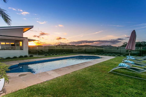 A Perfect Stay - Byrons Brae - Maitland Accommodation 0