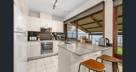 A Room In Mill Park - Maitland Accommodation 1