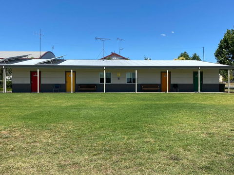 Airfield Tourist Park Temora - Maitland Accommodation 0