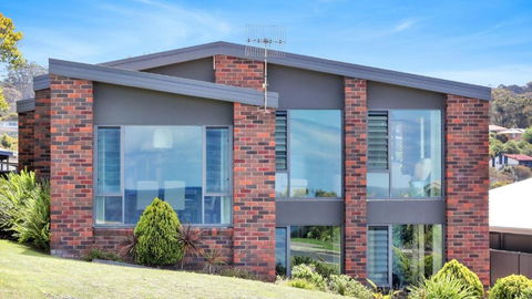 Aisling Saifir - Maitland Accommodation 1