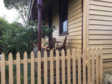Albion Cottage - Maitland Accommodation 2