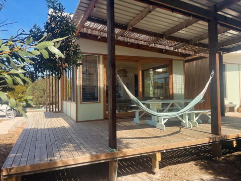 Alloca Beach Shack - Maitland Accommodation 0