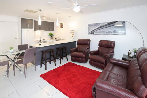 Allure Apartments - Central - Maitland Accommodation 0