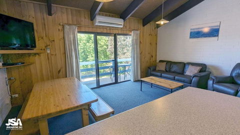 Alpha Centauri 8 - Maitland Accommodation 1