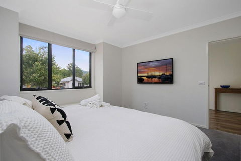 Alpine Knights Stylish Luxury - Maitland Accommodation 3