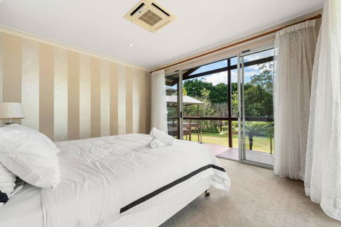 Amazing Acreage Style Living - Maitland Accommodation 0