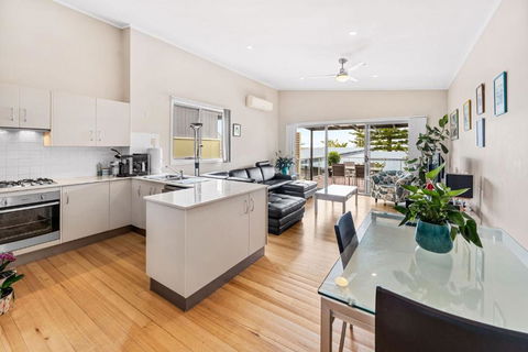 Angourie Blue 5 - Ocean Views - Maitland Accommodation 0