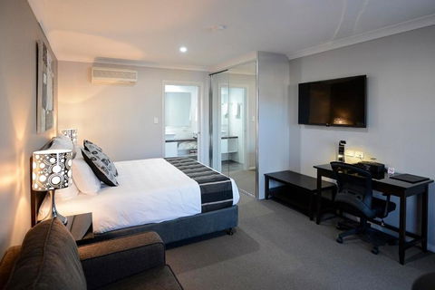 Astro Dish Motor Inn - Maitland Accommodation 1