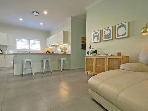 Apipi Holiday House - Maitland Accommodation 2