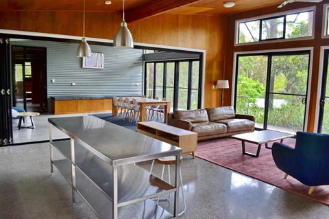 Aranakie- 7 Grey Street Arakoon - Full Linen Provided - Maitland Accommodation 0