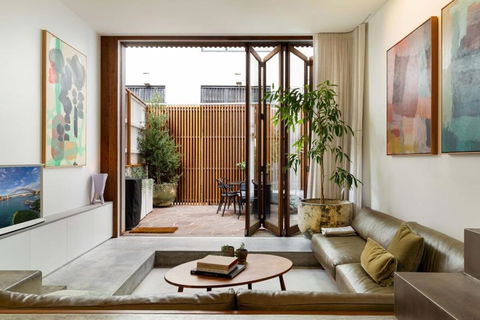 Architecture Designed Terrace - Maitland Accommodation 1