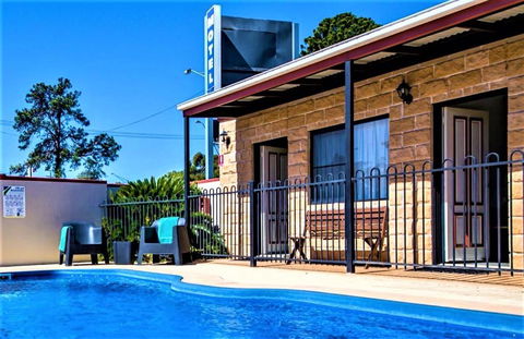Ascot Lodge Motor Inn - Maitland Accommodation 1