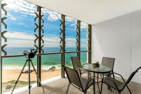 Astra Apartments Newcastle Beach - Maitland Accommodation 1