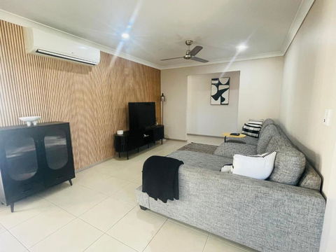 Avoca House - Maitland Accommodation 0