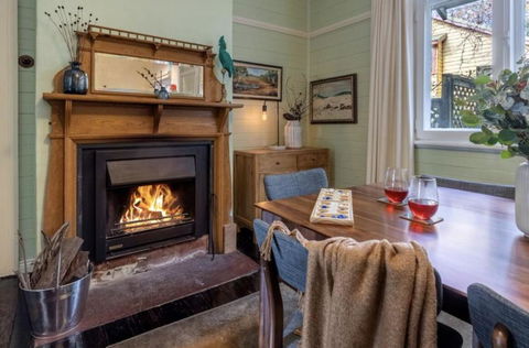 Avondale Mountain Cottage - Maitland Accommodation 3