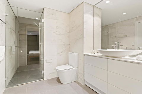 B208S - The Waverton Escape - Maitland Accommodation 4