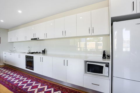 B314S - Waverton Village Heights - Maitland Accommodation 3
